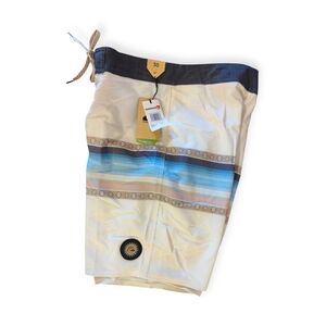 Quiksilver Men's Surfsilk Sun Faded Board Shorts